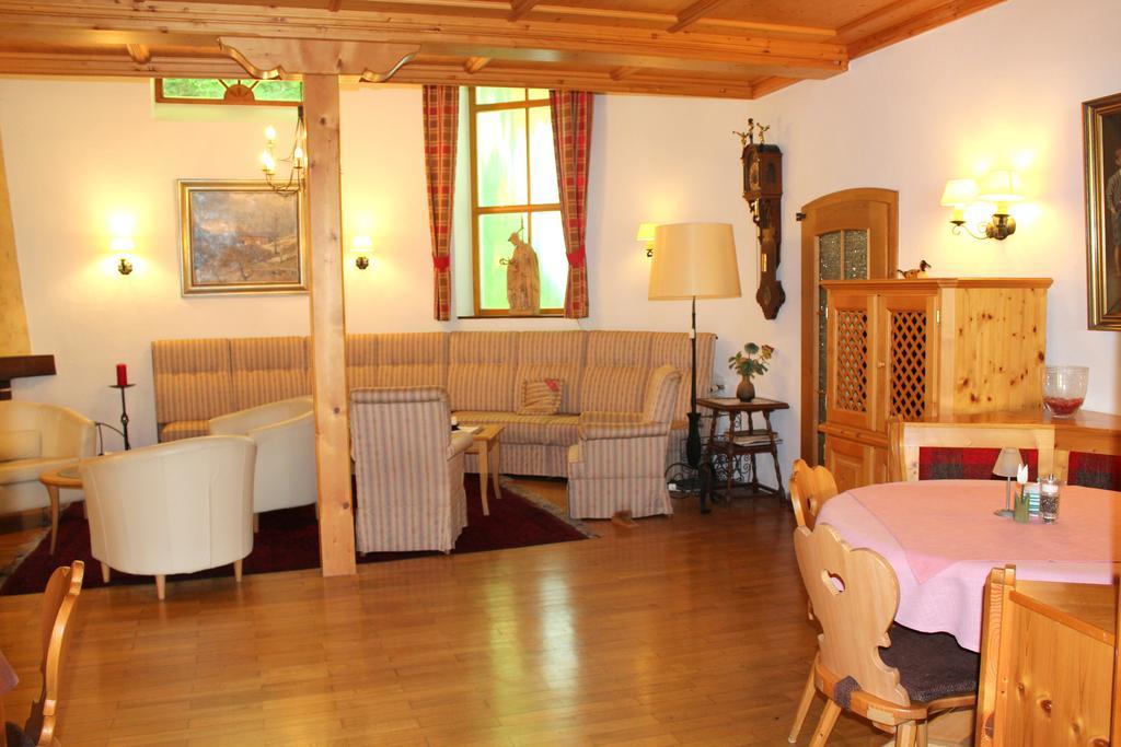 Hotel Georgenhof Шёнау-ам-Кёнигсзе Экстерьер фото